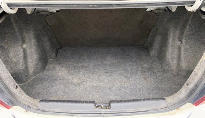 2017 Honda Amaze 1.2L I-VTEC S, Petrol, Manual, 31,433 km, Boot Inside