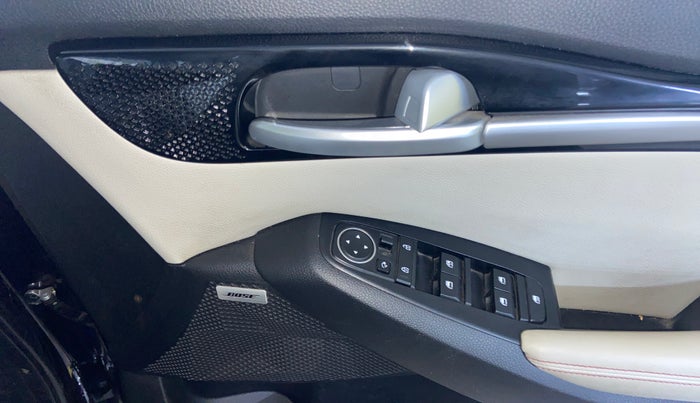 2021 KIA SELTOS GTX (O) 1.4 PETROL, Petrol, Manual, 37,133 km, Driver Side Door Panels Control