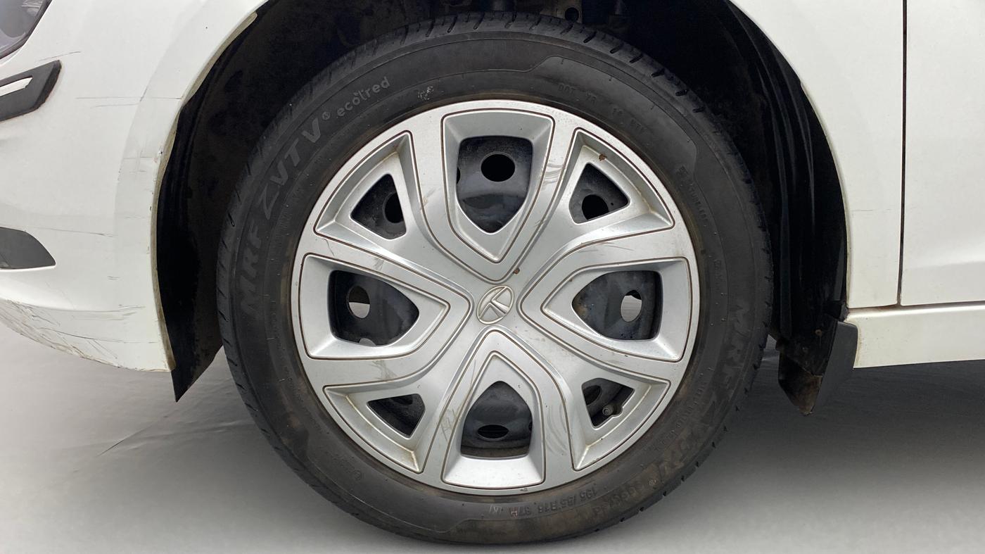 2021 Tata ALTROZ XT PETROL, Petrol, Manual, 10,173 km, Left Front Wheel