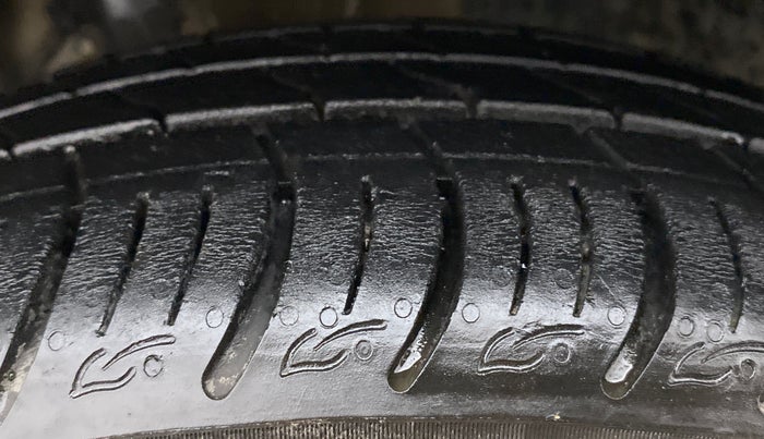 2021 Tata ALTROZ XT PETROL, Petrol, Manual, 10,173 km, Left Front Tyre Tread
