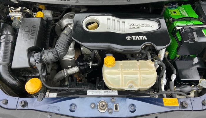 2017 Tata Hexa Varicor 400 XT, Diesel, Manual, 84,988 km, Open Bonet