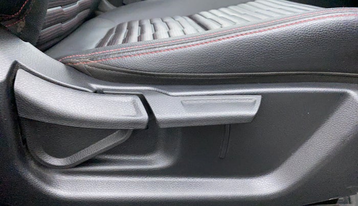 2021 KIA SONET GTX + 1.0 IMT, Petrol, Manual, 22,669 km, Driver Side Adjustment Panel