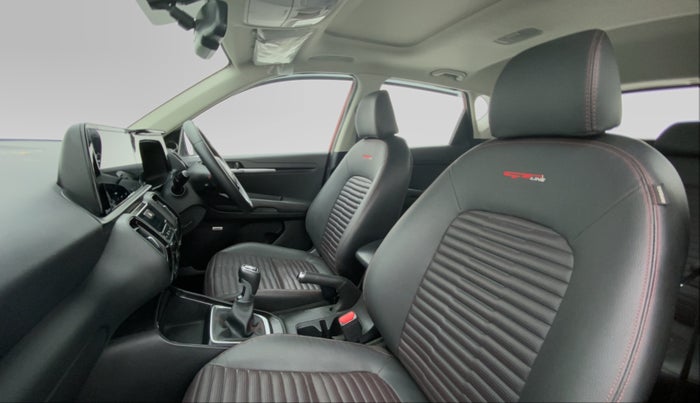 2021 KIA SONET GTX + 1.0 IMT, Petrol, Manual, 22,669 km, Right Side Front Door Cabin