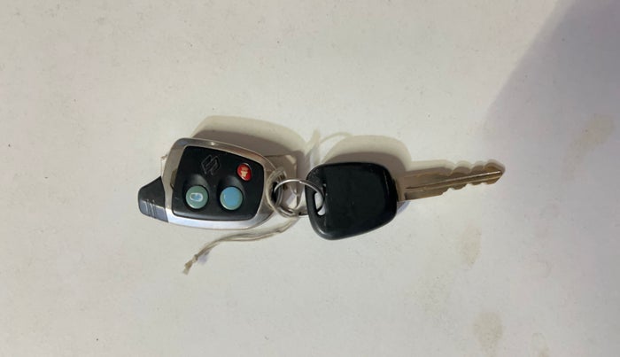 2017 Maruti Baleno SIGMA PETROL 1.2, Petrol, Manual, 54,849 km, Key Close Up