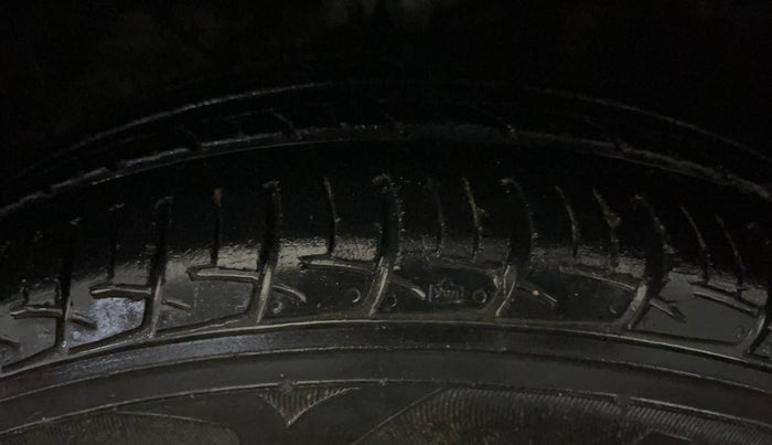 2017 Maruti Baleno SIGMA PETROL 1.2, Petrol, Manual, 54,849 km, Left Front Tyre Tread