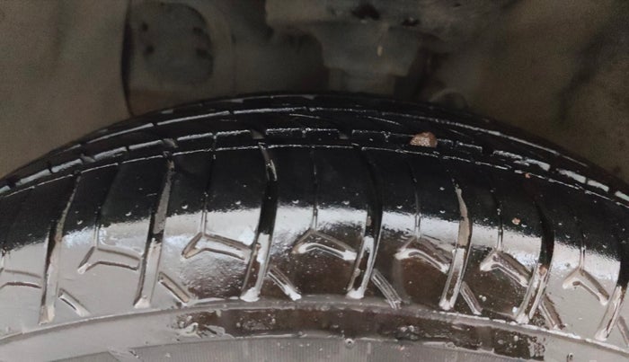 2016 Hyundai Elite i20 SPORTZ 1.2, Petrol, Manual, 29,742 km, Left Front Tyre Tread