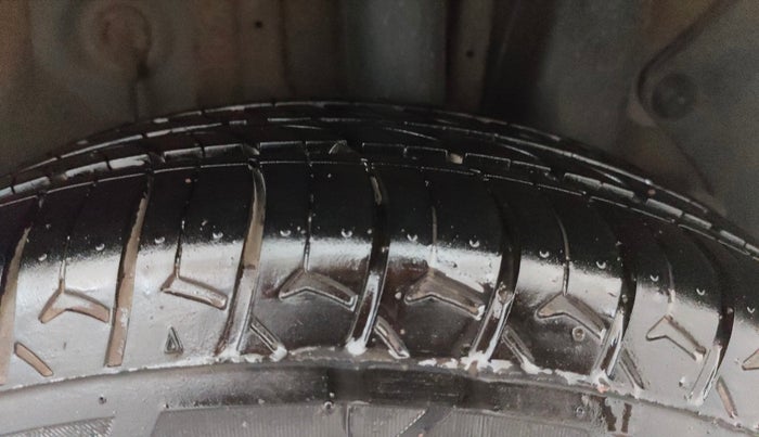 2016 Hyundai Elite i20 SPORTZ 1.2, Petrol, Manual, 29,742 km, Left Rear Tyre Tread