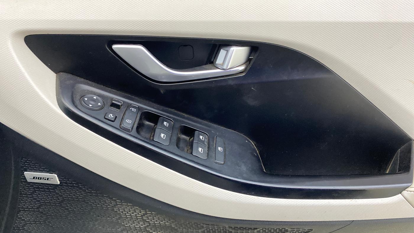 2020 Hyundai Creta SX (O) AT 1.5 DIESEL, Diesel, Automatic, 68,723 km, Driver Side Door Panels Control