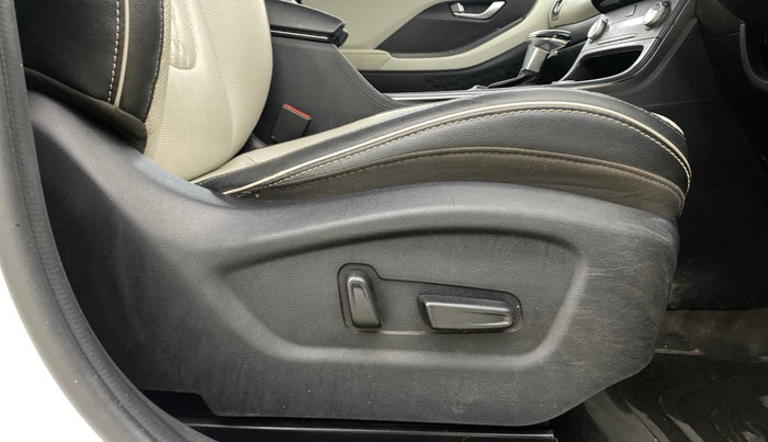 2020 Hyundai Creta SX (O) AT 1.5 DIESEL, Diesel, Automatic, 68,723 km, Driver Side Adjustment Panel