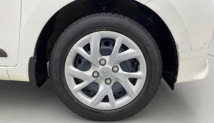2017 Hyundai Grand i10 MAGNA 1.2 KAPPA VTVT, Petrol, Manual, 35,775 km, Right Front Wheel