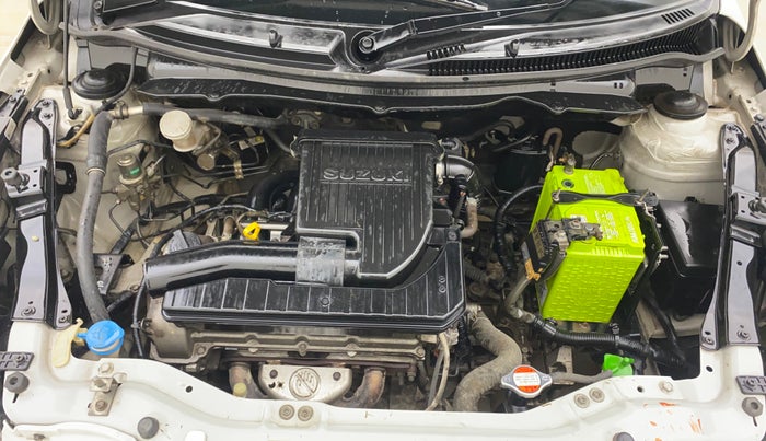 2013 Maruti Swift VXI, Petrol, Manual, 1,30,490 km, Engine View