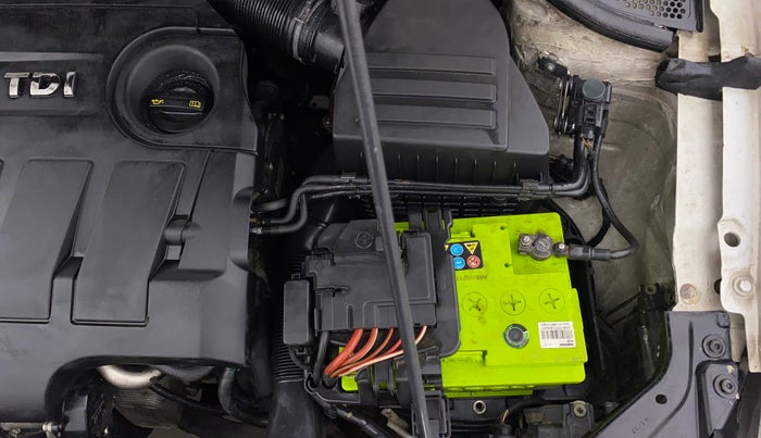 2017 Volkswagen Ameo HIGHLINE PLUS 1.5L AT 16 ALLOY, Diesel, Automatic, 1,45,469 km, Engine View - Left