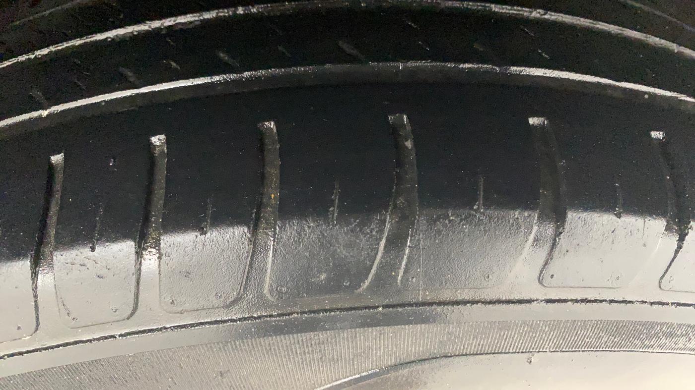 2018 Maruti Dzire VXI AMT, Petrol, Automatic, 59,100 km, Left Rear Tyre Tread