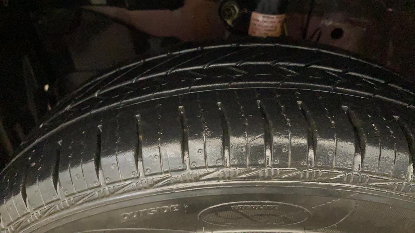 2019 Honda Amaze 1.2L I-VTEC S, Petrol, Manual, 47,300 km, Left Front Tyre Tread