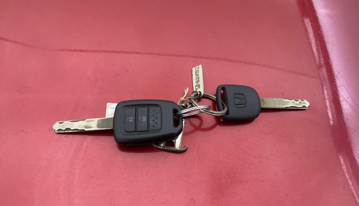 2019 Honda Amaze 1.2L I-VTEC S, Petrol, Manual, 47,193 km, Key Close Up
