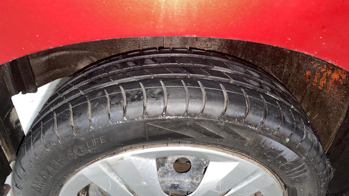 2018 Maruti Wagon R 1.0 VXI, Petrol, Manual, 31,059 km, Left Front Tyre Tread