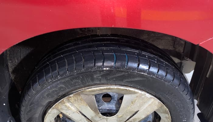 2018 Maruti Wagon R 1.0 VXI, Petrol, Manual, 31,059 km, Right Front Tyre Tread
