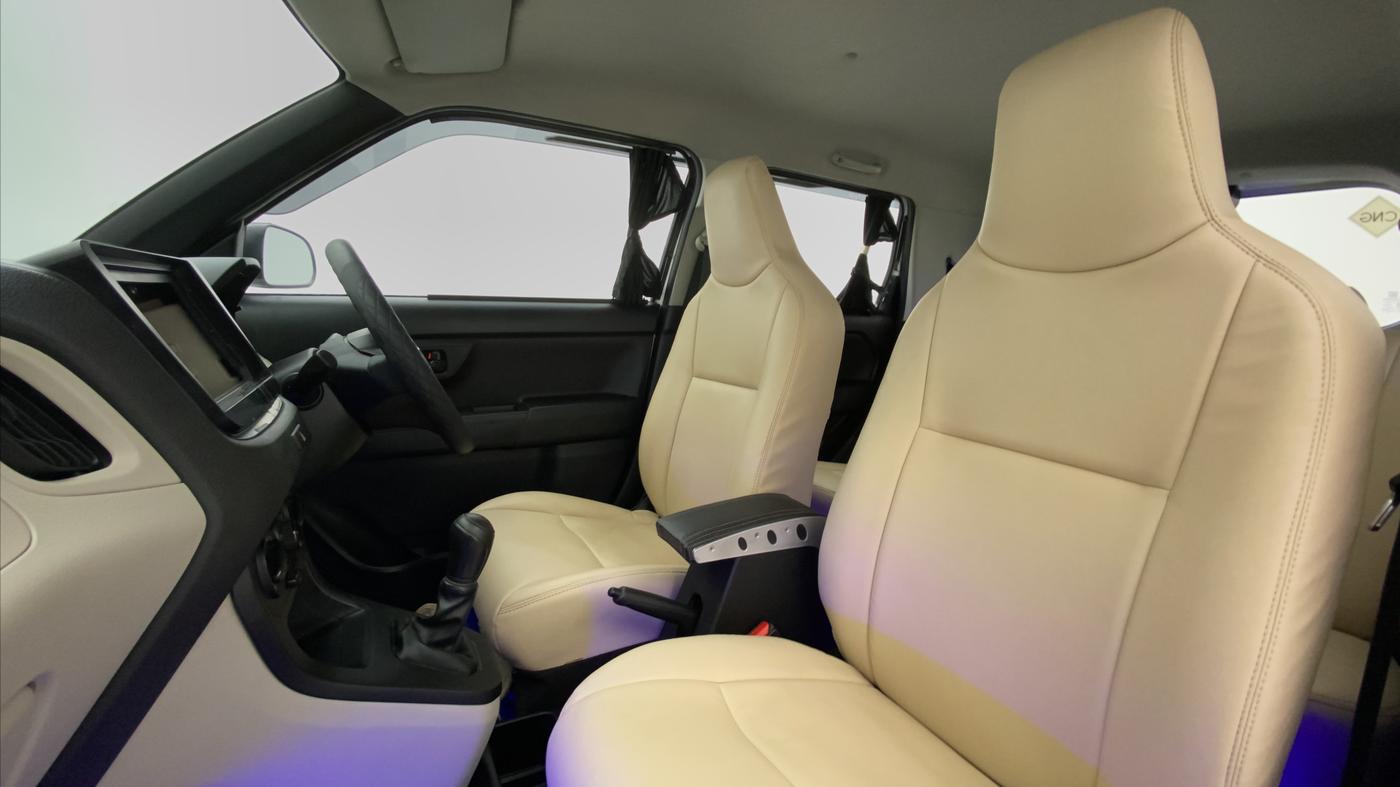 2021 Maruti New Wagon-R 1.0 Lxi (o) cng, CNG, Manual, 46,079 km, Right Side Front Door Cabin