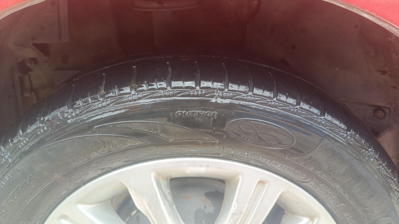 2018 Tata Tiago XZ PETROL, Petrol, Manual, 64,081 km, Right Rear Tyre Tread