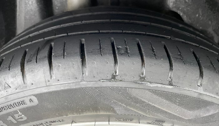 2019 Ford Figo Aspire 1.2 TITANIUM PETROL, Petrol, Manual, 23,407 km, Right Rear Tyre Tread