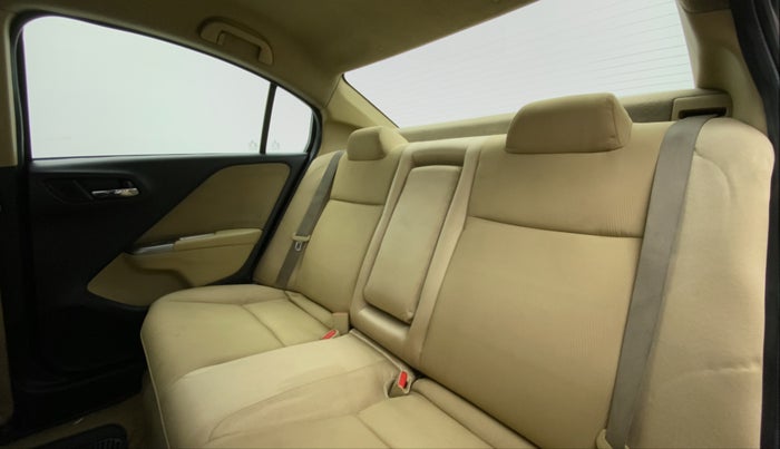 2014 Honda City V MT PETROL, Petrol, Manual, 51,754 km, Right Side Door Cabin View