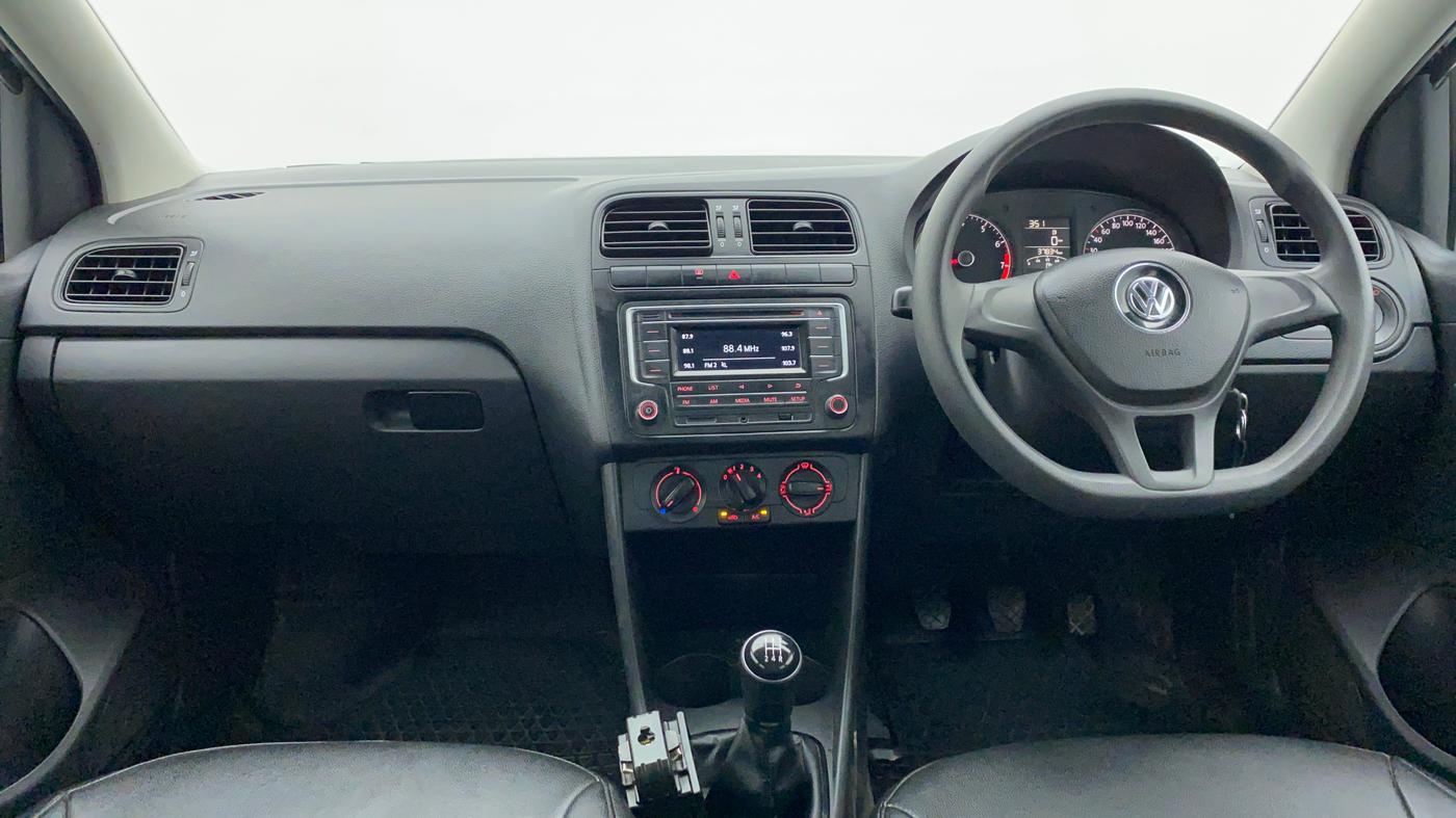 2020 Volkswagen Polo COMFORTLINE PLUS 1.0, Petrol, Manual, 37,911 km, Dashboard