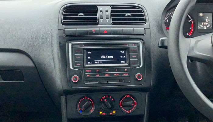 2020 Volkswagen Polo COMFORTLINE PLUS 1.0, Petrol, Manual, 37,911 km, Air Conditioner