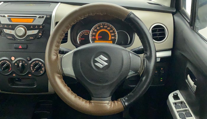 2013 Maruti Wagon R 1.0 VXI, Petrol, Manual, 69,202 km, Steering Wheel Close Up