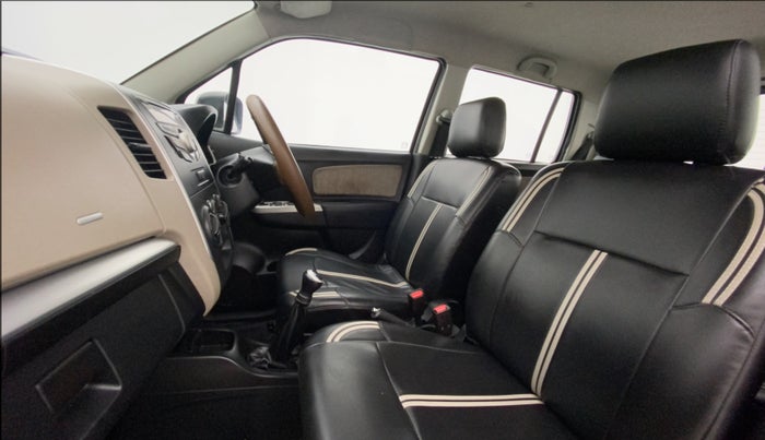 2013 Maruti Wagon R 1.0 VXI, Petrol, Manual, 69,202 km, Right Side Front Door Cabin