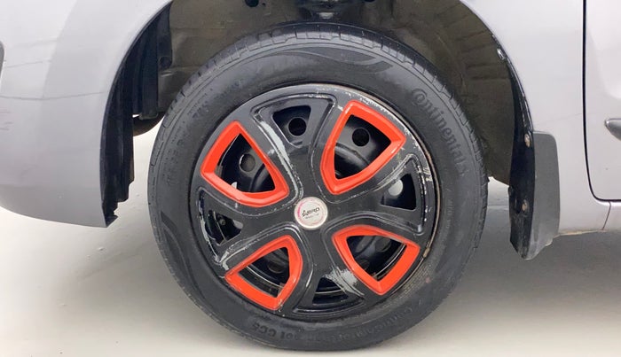 2013 Maruti Wagon R 1.0 VXI, Petrol, Manual, 69,202 km, Left Front Wheel