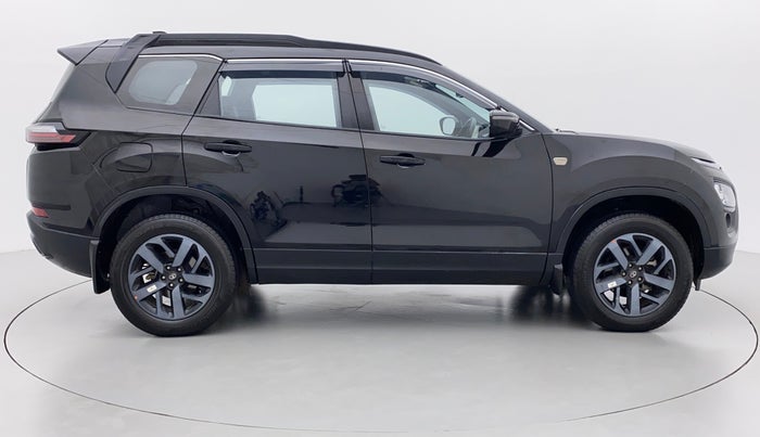 2022 Tata Safari XZA PLUS DARK EDITION, Diesel, Automatic, 11,104 km, Right Side View