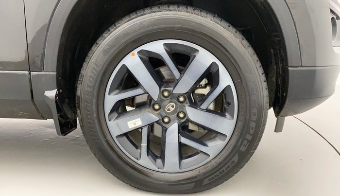 2022 Tata Safari XZA PLUS DARK EDITION, Diesel, Automatic, 11,104 km, Right Front Wheel