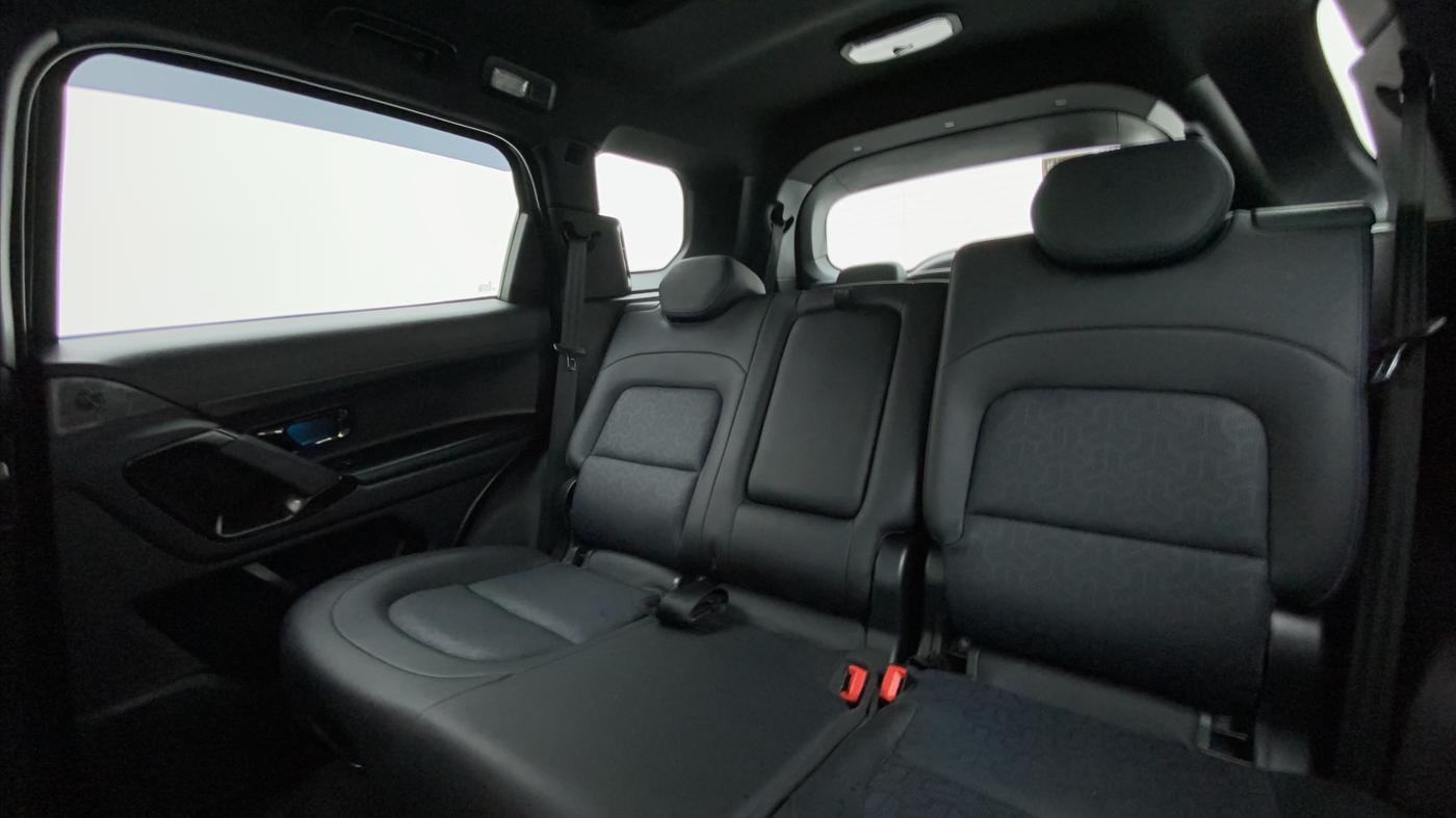 2022 Tata Safari XZA PLUS DARK EDITION, Diesel, Automatic, 11,104 km, Reclining Back Row Seats