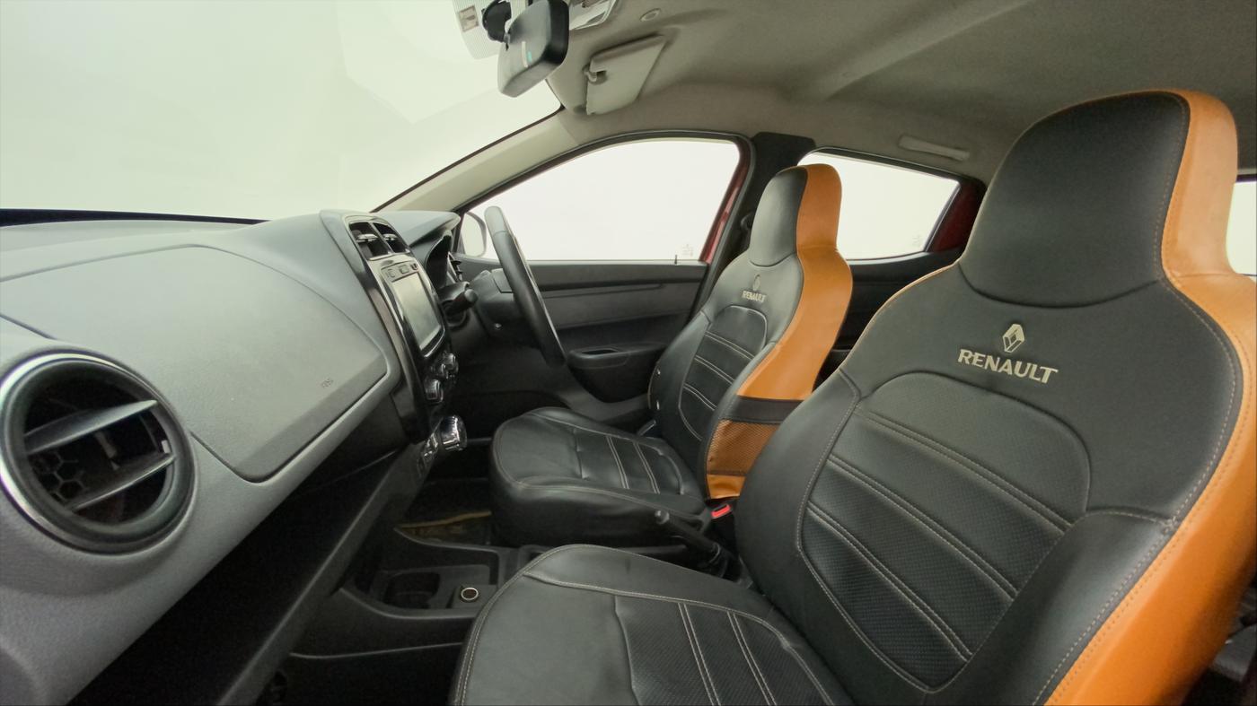 2017 Renault Kwid RXT 1.0 AMT (O), Petrol, Automatic, 58,140 km, Right Side Front Door Cabin