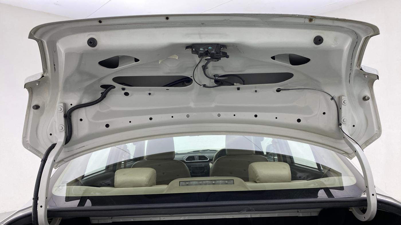 2018 Maruti Dzire VXI, Petrol, Manual, 53,676 km, Boot Door Open