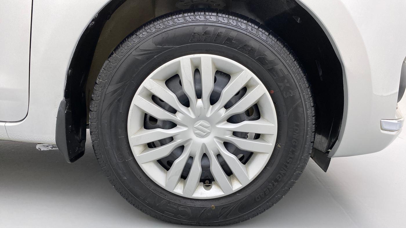 2018 Maruti Dzire VXI, Petrol, Manual, 53,676 km, Right Front Wheel