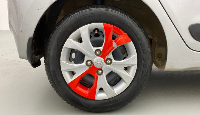 2016 Hyundai Grand i10 SPORTZ 1.2 KAPPA VTVT, Petrol, Manual, 57,262 km, Right Rear Wheel