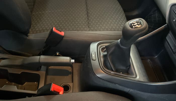 2023 Tata ALTROZ XM PETROL, Petrol, Manual, 17,053 km, Gear Lever