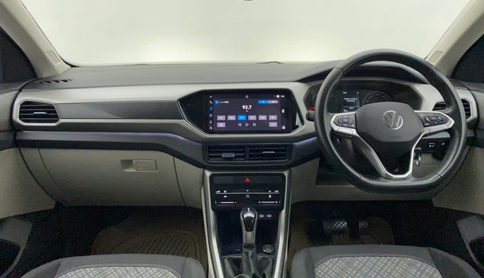 2022 Volkswagen TAIGUN HIGHLINE 1.0 TSI AT, Petrol, Automatic, 3,359 km, Dashboard