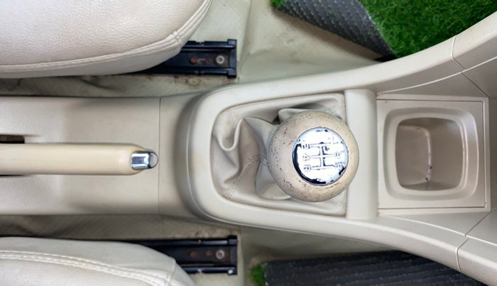 2015 Maruti Swift Dzire VXI, Petrol, Manual, 51,668 km, Gear Lever