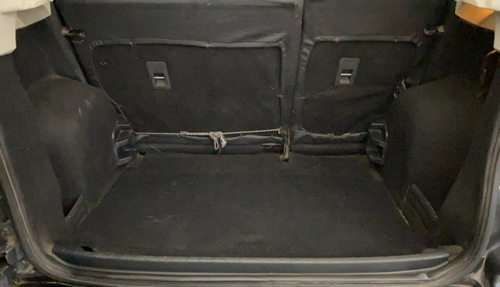 2019 Ford Ecosport TITANIUM 1.5L DIESEL, Diesel, Manual, 1,35,058 km, Boot Inside