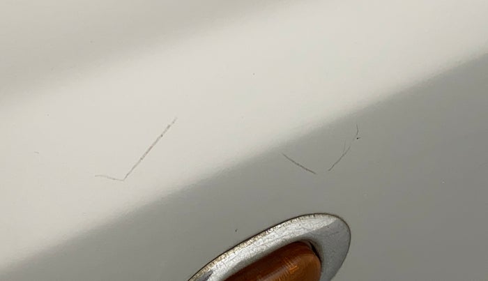 2011 Maruti Alto K10 VXI, Petrol, Manual, 92,835 km, Right fender - Minor scratches