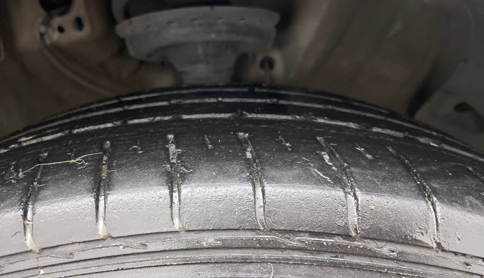 2017 Hyundai Creta 1.6 CRDI SX PLUS AUTO, Diesel, Automatic, 99,588 km, Right Front Tyre Tread