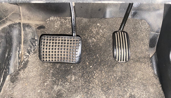 2018 Tata Hexa XTA 4X2 7 STR, Diesel, Automatic, 87,989 km, Pedals