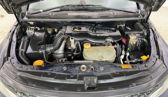 2018 Tata Hexa XTA 4X2 7 STR, Diesel, Automatic, 87,989 km, Engine View
