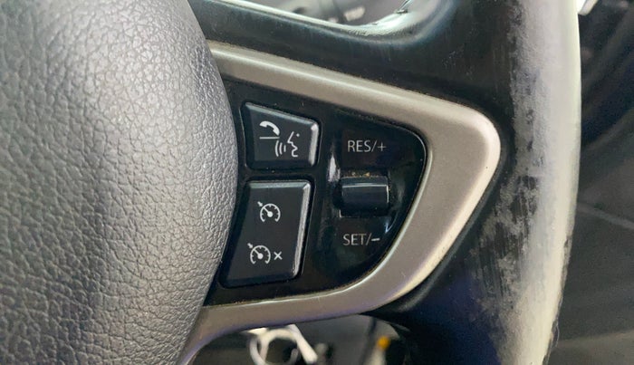 2018 Tata Hexa XTA 4X2 7 STR, Diesel, Automatic, 87,989 km, Adaptive Cruise Control