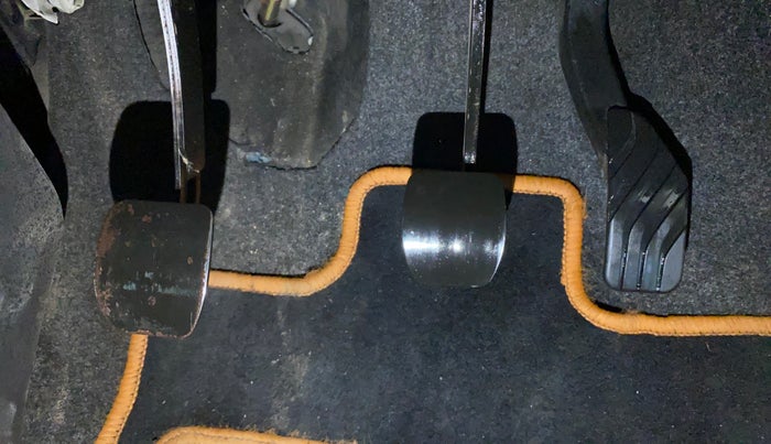 2015 Renault Kwid RXT 0.8, Petrol, Manual, 29,447 km, Pedals