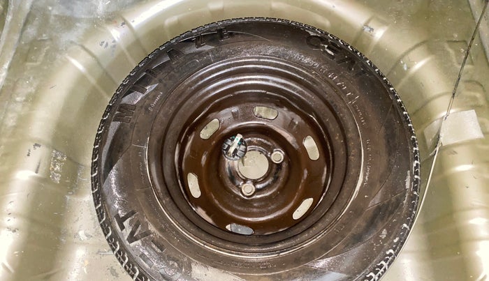 2015 Renault Kwid RXT 0.8, Petrol, Manual, 29,447 km, Spare Tyre