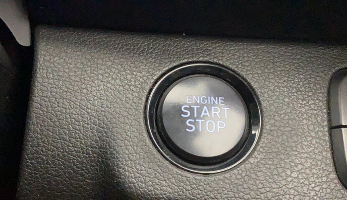 2019 Hyundai VENUE SX(O) 1.4 CRDI, Diesel, Manual, 1,03,785 km, Keyless Start/ Stop Button