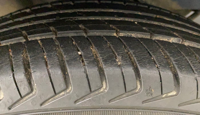 2019 Renault Kwid CLIMBER 1.0, Petrol, Manual, 40,349 km, Right Rear Tyre Tread